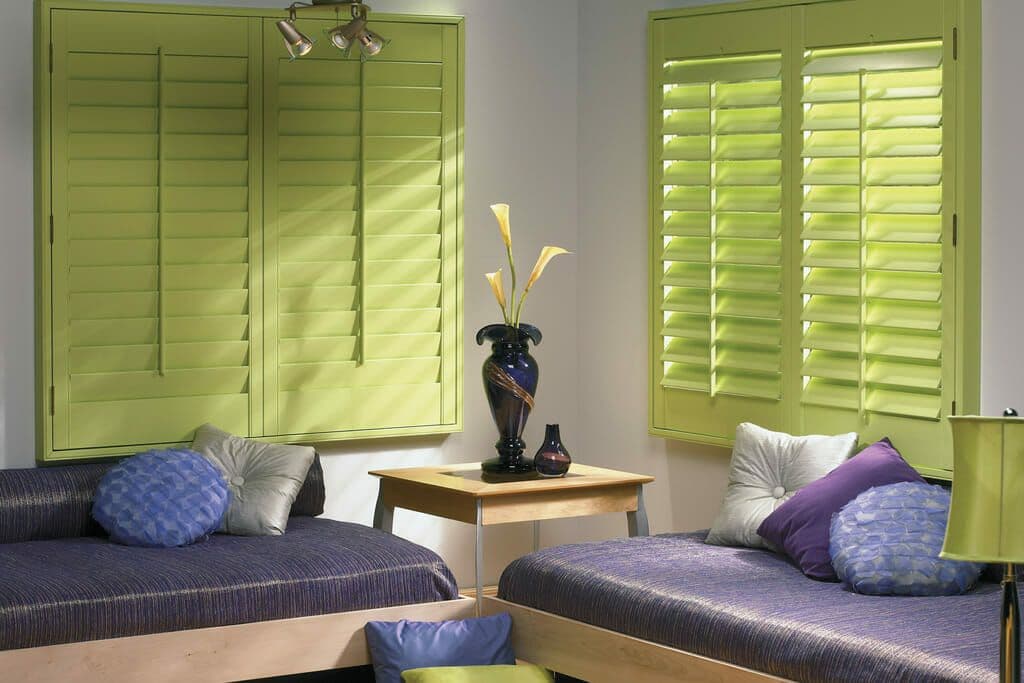 faux-wood-shutters-feat