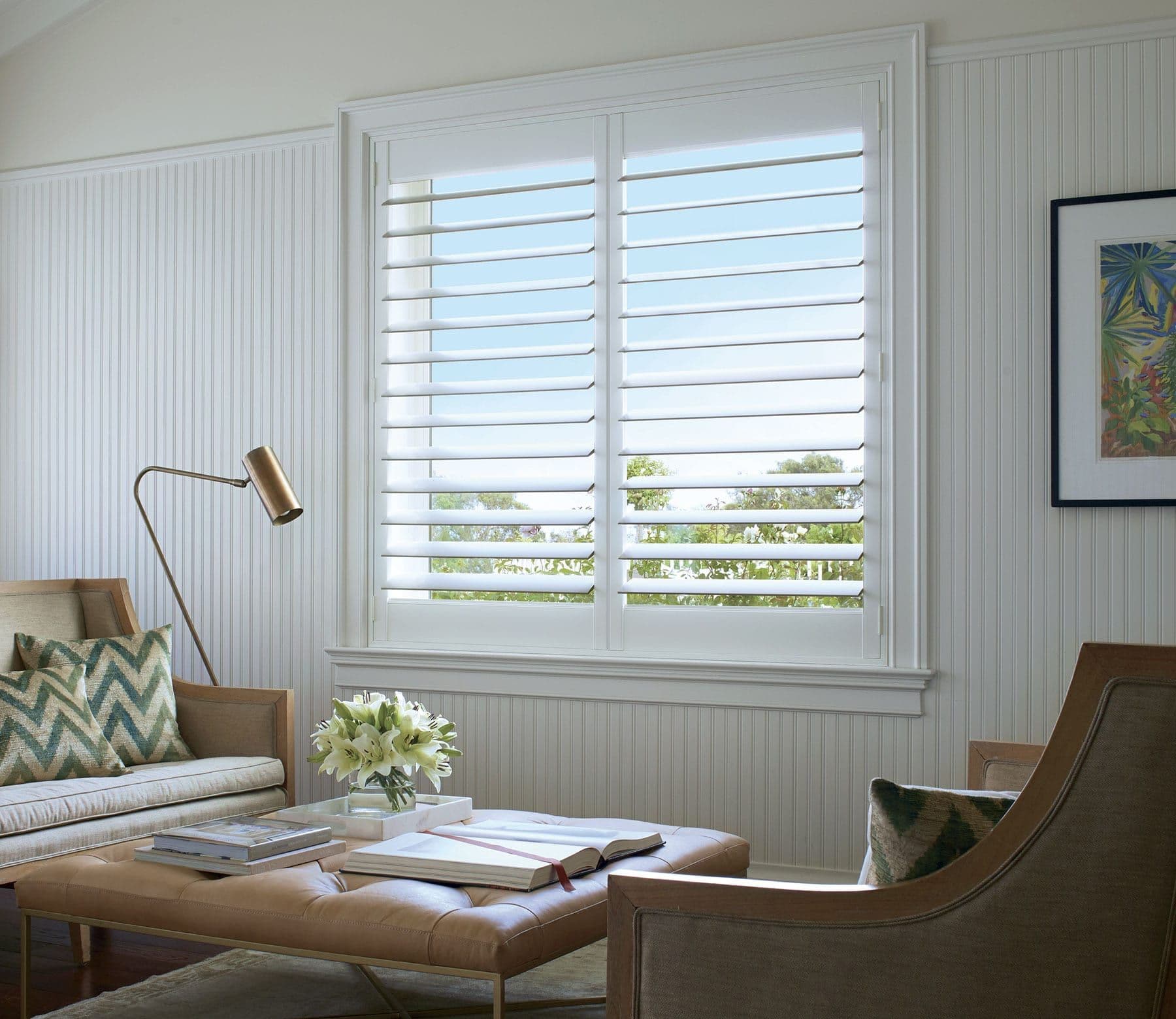 hunter-douglas-houston-creative-blinds-hunter-douglas-newstyle-hybrid-shutters-living-room